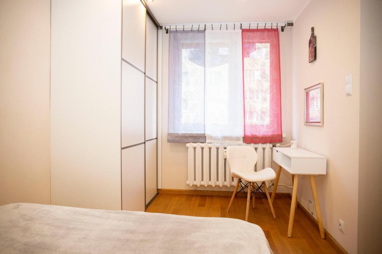 Apartament Bieszczadzkie Anioly Apartment Ustrzyki Dolne Exterior photo